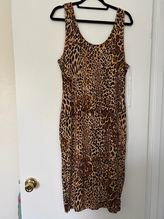 Bar III Dresses & Skirts - Bar III Leopard-Print Midi Dress in Tan & Black